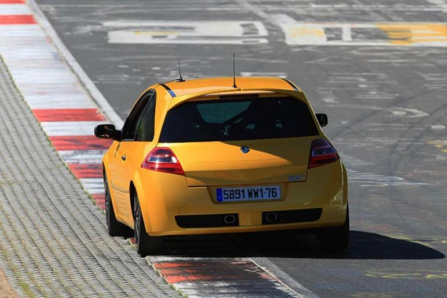  Renault Megane RS R26.R 2008 года  (фото 6 из 86)